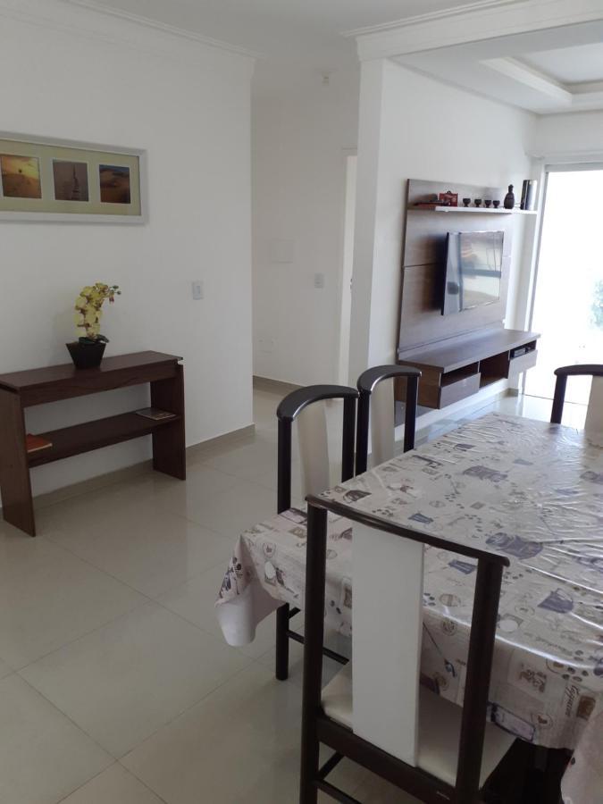 Belo E Amplo Apartamento, Area Central Da Praia Dos Ingleses フロリアノポリス エクステリア 写真