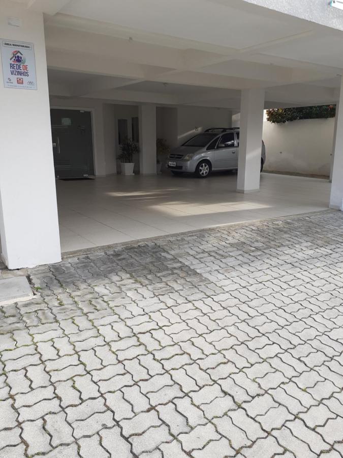 Belo E Amplo Apartamento, Area Central Da Praia Dos Ingleses フロリアノポリス エクステリア 写真